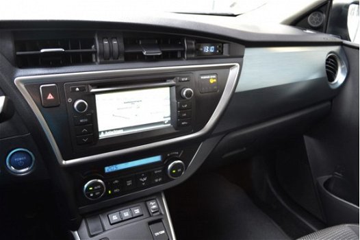 Toyota Auris - 1.8 Hybrid Dynamic | Navigatie | Camera A. | Cruise C. | Clima | - 1
