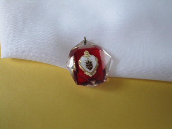 Kettinghanger religieus Vector hart kruis lucite helder rood en goudkleurig 2.7x2.3 cm - Afbeelding 6