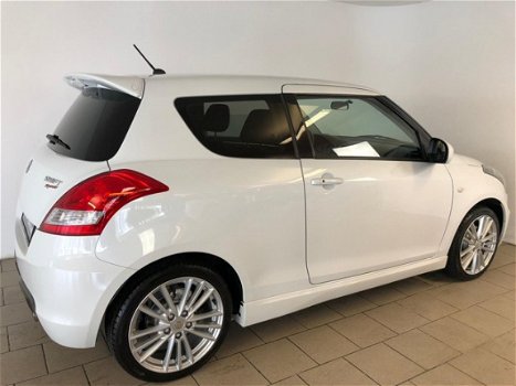 Suzuki Swift - 1.6 Sport PARELMOER WIT AIRCO CLIMA KEYLESS BLUETOOTH DUBBELE UITLAAT STOELVERW NIEUW - 1