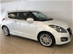 Suzuki Swift - 1.6 Sport PARELMOER WIT AIRCO CLIMA KEYLESS BLUETOOTH DUBBELE UITLAAT STOELVERW NIEUW - 1 - Thumbnail