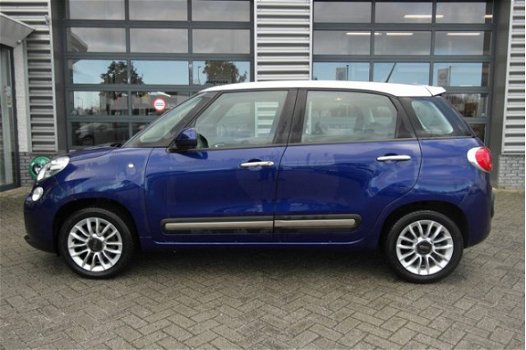 Fiat 500 L - 0.9 TwinAir Lounge Achterbank in delen neerklapbaar | Panoramadak | Cruise control - 1