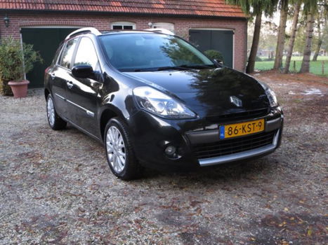 Renault Clio Estate - 1.2 TCE Sélection Business Sport NAVIGATIE-CRUISE CONTROLE-CLIMATE CONTROLE - 1