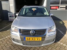 Volkswagen Touran - 2.0 TDI Highline 7-persoons Clima lm-velgen 4 elektrische ramen+Spiegels cruise