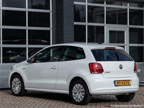 Volkswagen Polo - 1.2 life Airco-Ecc Navigatie - 1