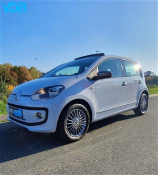 Volkswagen Up! - 1.0 high up BlueMotion Cheer Up Navi Pano - 1