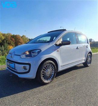 Volkswagen Up! - 1.0 high up BlueMotion Cheer Up Navi Pano - 1