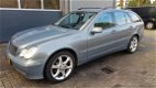 Mercedes-Benz C-klasse Combi - 200 CDI Avantgarde AUTOMAAT / YOUNGTIMER / NAP - 1 - Thumbnail