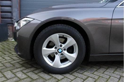 BMW 3-serie - 320i | PROF NAVI | STOELVERW | PDC ACHTER - 1