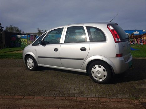 Opel Meriva - 1.4-16V Essentia - 1