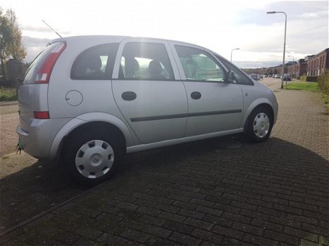 Opel Meriva - 1.4-16V Essentia - 1