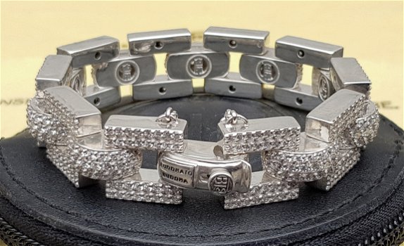 Buddha to Buddha + Z3UZ zilveren armbanden met hoge korting - 4