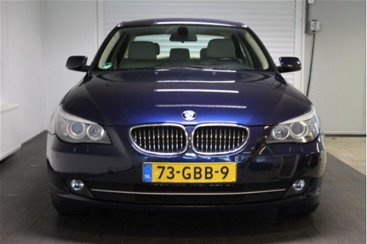 BMW 5-serie - 523i Executive Automaat, Leer, Navigatie - 1