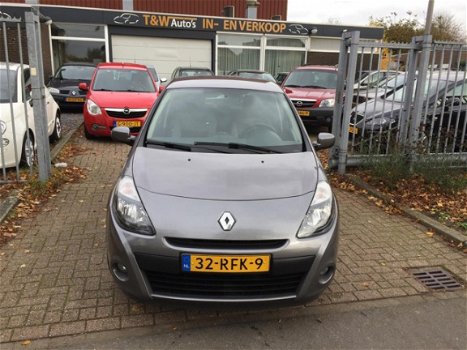 Renault Clio - 1.5 dCi Authentique - 1