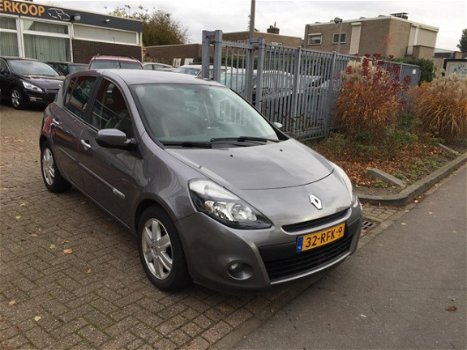 Renault Clio - 1.5 dCi Authentique - 1