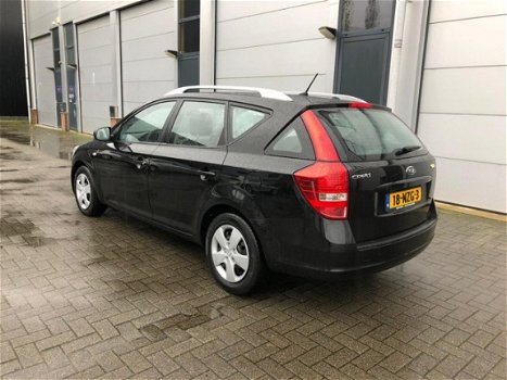 Kia Cee'd Sporty Wagon - 1.4 CVVT X-tra - 1