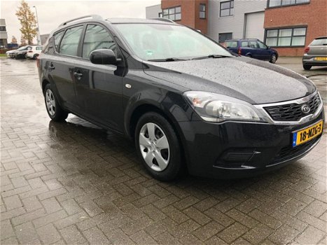 Kia Cee'd Sporty Wagon - 1.4 CVVT X-tra - 1