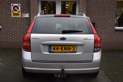 Kia Cee'd Sporty Wagon - CEED 1.4 CVVT X-ECUTIVE NAVI/AIRCO - 1