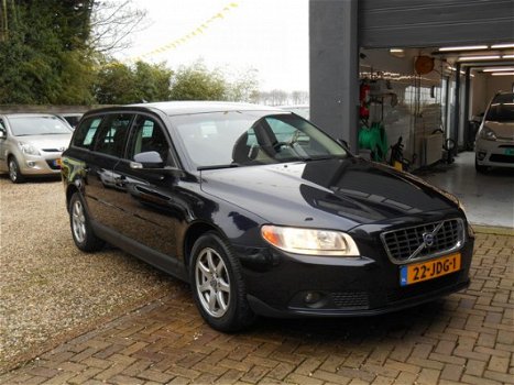 Volvo V70 - 2.0D Limited Edition - 1