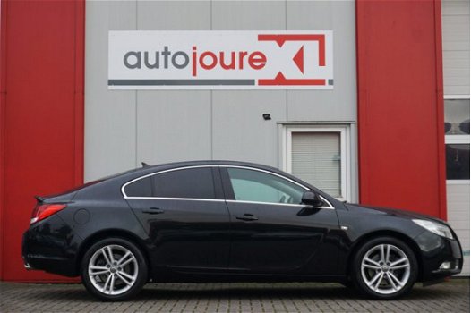 Opel Insignia - 2.0 T 220 pk Edition - 1