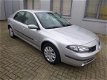 Renault Laguna - HB 1.6i 16V Business Line + Navigatie - 1 - Thumbnail