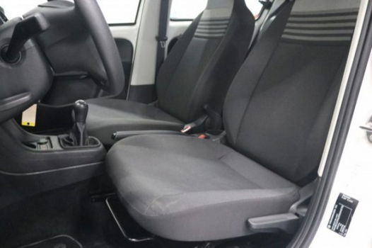 Volkswagen Up! - 1.0 60PK MOVE UP AIRCO / BLUETOOTH - 1