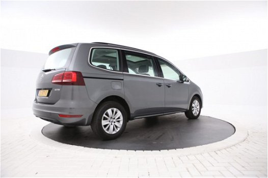 Volkswagen Sharan - 2.0TDI Comfortline Nieuw model, Panorama, Voorruitverwarming, etc. etc - 1