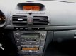 Toyota Avensis Wagon - 2.4 EXE AUT+LEER+NAVI+PDC+AFNTRHK - 1 - Thumbnail