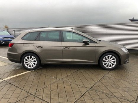 Seat Leon ST - 1.0 EcoTSI Style Connect / Navi / Clima / PDC / Trekhaak - 1