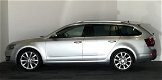 Skoda Octavia Combi - 1.4 TSI Greentech Elegance Businessline - 1 - Thumbnail