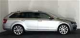 Skoda Octavia Combi - 1.4 TSI Greentech Elegance Businessline - 1 - Thumbnail