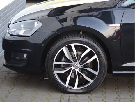 Volkswagen Golf - 1.4 TSI (140 PK) ACT CUP PANO 17 INCH PDC trekhaak - 1