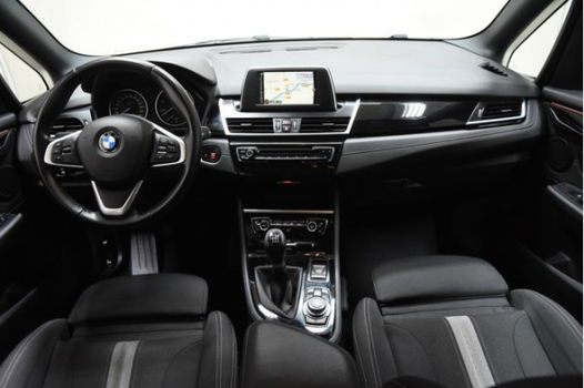 BMW 2-serie Active Tourer - 218d 150PK Sport [Navigatie Keyless entry Sport-stoelen] - 1