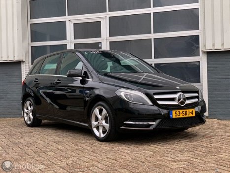 Mercedes-Benz B-klasse - 180 CDI Ambition Leer/Xenon/Navigatie - 1