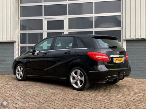 Mercedes-Benz B-klasse - 180 CDI Ambition Leer/Xenon/Navigatie - 1