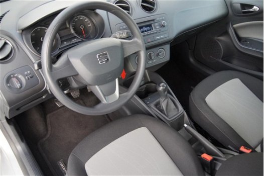 Seat Ibiza - 1.6 TDI Style Airco | radio-cd | radiobediening stuur | elektr. bedien- & verwarmbare s - 1