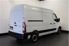 Renault Master - T35 2.3 dCi 125PK L2H2 - Navi - Camera - 2016 - € 9.950, - Ex