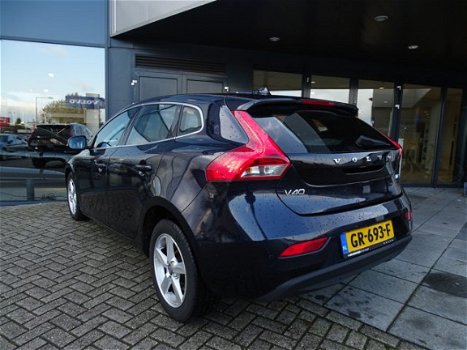 Volvo V40 - D2 Summum Business Pack Connect Leder / Keyless / Navi - 1