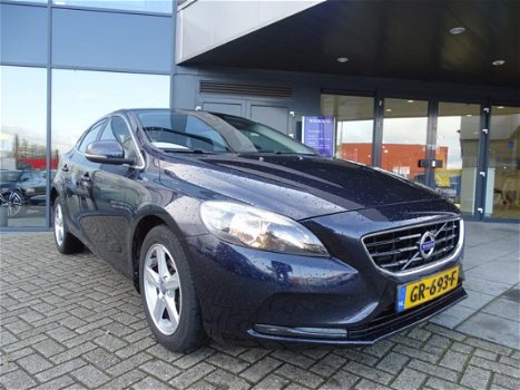 Volvo V40 - D2 Summum Business Pack Connect Leder / Keyless / Navi - 1