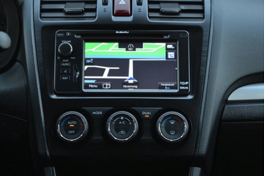 Subaru XV - 2.0i Luxury Plus Automaat | AWD | Navigatie - 1