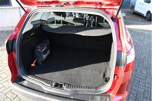 Ford Focus Wagon - 1.6 EcoBoost 150pk Titanium NAVI|PDC|CRUISE|IDEALE CARAVANTREKKER - 1