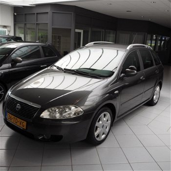 Fiat Croma - 2.2 16V Dynamic - 1