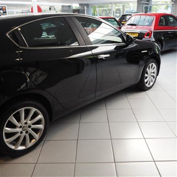 Alfa Romeo Giulietta - 1.4 Turbo MultiAir 170pk Distinctive - 1