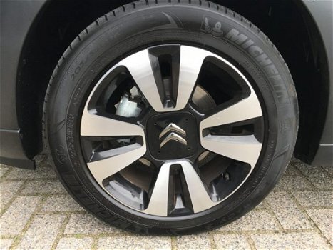 Citroën C3 - 1.2 PureTech S&S Shine | Navigatie | Zeer Compleet | Prijs IS Rijklaar - 1