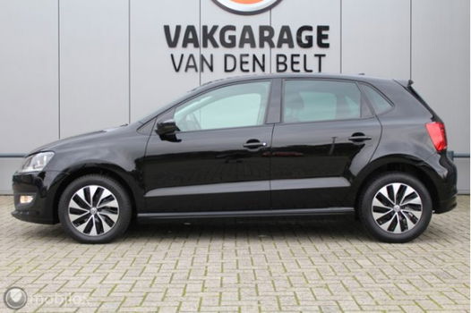 Volkswagen Polo - 1.4 TDI BlueMotion Executive Navi Clima Telefoon - 1