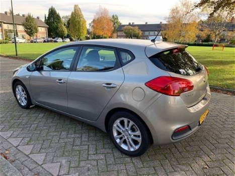 Kia Cee'd - Ceed 1.4 5 drs Comfort Pack AIRCO CRUISE CONTROL - 1
