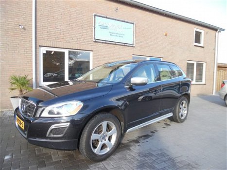 Volvo XC60 - 2.4 D5 R-Design Xenon verlichting Trekhaak Navigatie Lederen bekleding Electr. achterkl - 1