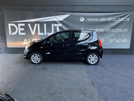 Suzuki Alto - 1.0 Exclusive |5DRS|Toerenteller|Ac|Radio Cd|Elek Ramen| - 1