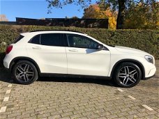 Mercedes-Benz GLA-Klasse - 200 CDI 4Matic Edition 1