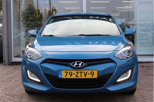 Hyundai i30 - 1.6 GDi Blue 135PK 5d Business Edition - 1