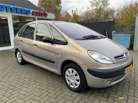 Citroën Xsara Picasso - 2.0i DIFFERENCE ECC AUT. zeer mooi - 1